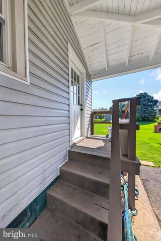 637 MANASSAS AVE, Front Royal, VA 22630