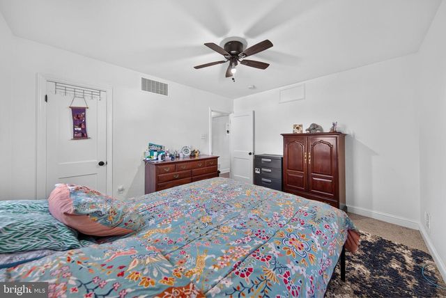 637 MANASSAS AVE, Front Royal, VA 22630