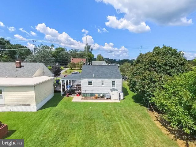 637 MANASSAS AVE, Front Royal, VA 22630