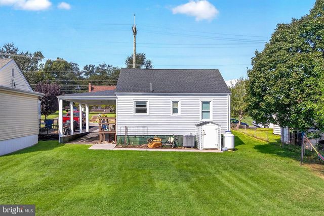 637 MANASSAS AVE, Front Royal, VA 22630