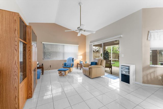 20301 NW 7th Street, Pembroke Pines, FL 33029