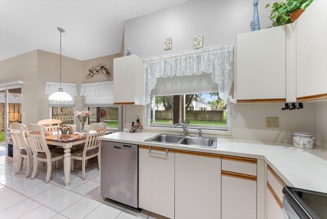 20301 NW 7th Street, Pembroke Pines, FL 33029