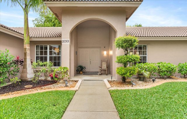 20301 NW 7th Street, Pembroke Pines, FL 33029