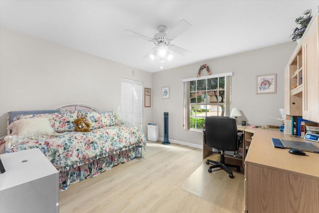 20301 NW 7th Street, Pembroke Pines, FL 33029