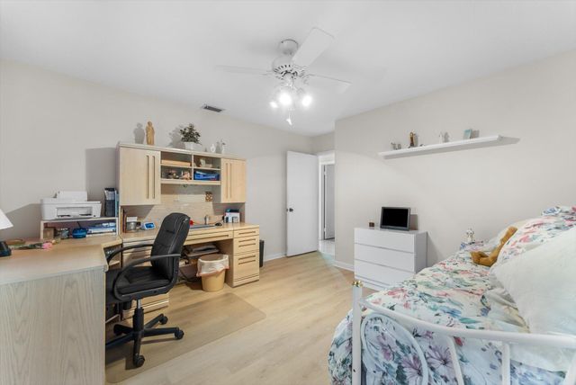 20301 NW 7th Street, Pembroke Pines, FL 33029