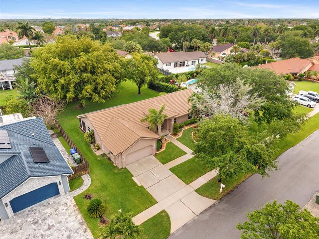 20301 NW 7th Street, Pembroke Pines, FL 33029