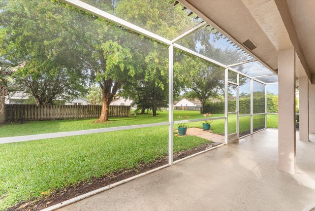 20301 NW 7th Street, Pembroke Pines, FL 33029