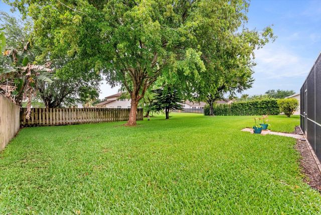 20301 NW 7th Street, Pembroke Pines, FL 33029