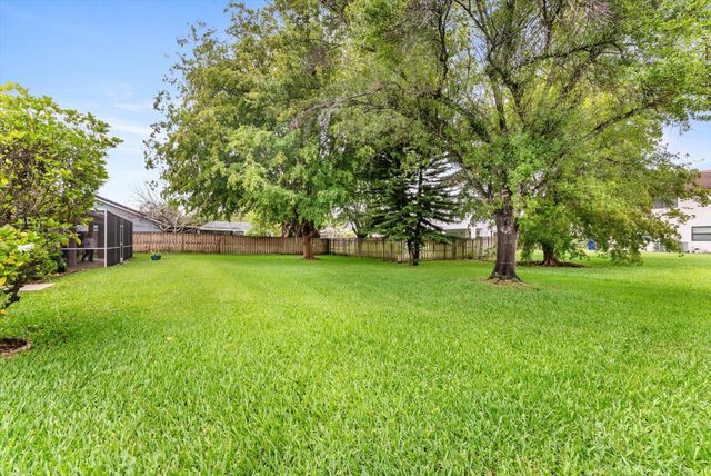 20301 NW 7th Street, Pembroke Pines, FL 33029