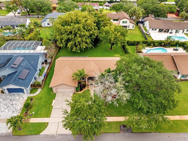 20301 NW 7th Street, Pembroke Pines, FL 33029