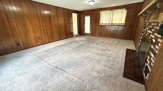 406 Bomont Avenue, London, KY 40741