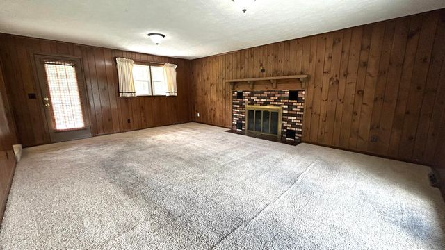 406 Bomont Avenue, London, KY 40741
