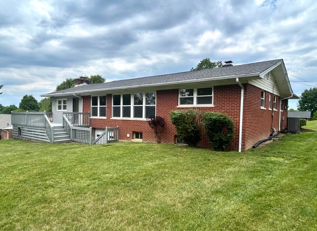 406 Bomont Avenue, London, KY 40741