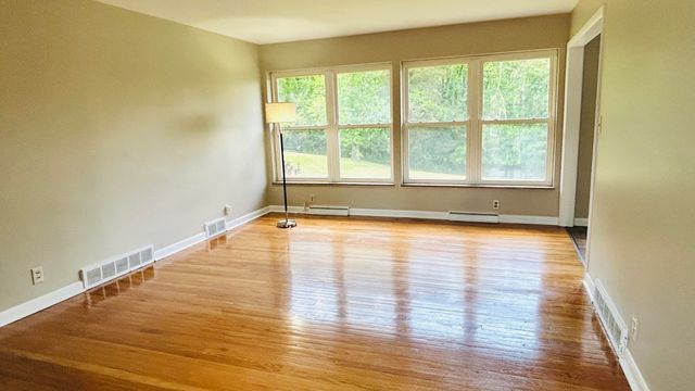 406 Bomont Avenue, London, KY 40741