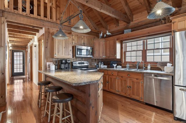 555 Lane 221B Hamilton Lake, Hamilton, IN 46742