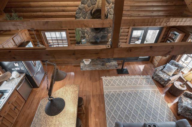 555 Lane 221B Hamilton Lake, Hamilton, IN 46742