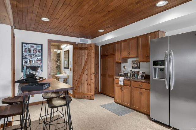 555 Lane 221B Hamilton Lake, Hamilton, IN 46742