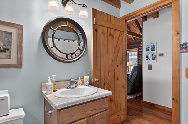 555 Lane 221B Hamilton Lake, Hamilton, IN 46742