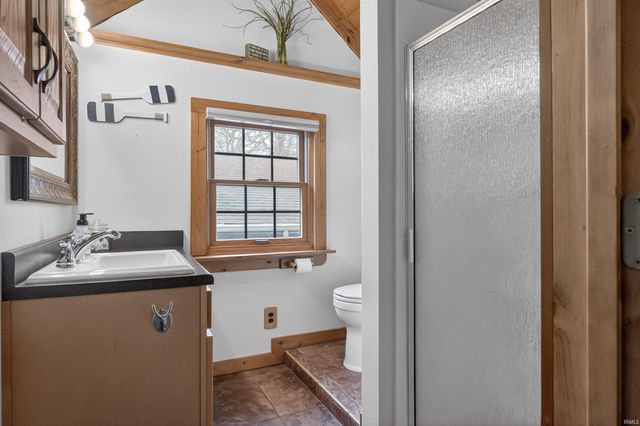 555 Lane 221B Hamilton Lake, Hamilton, IN 46742