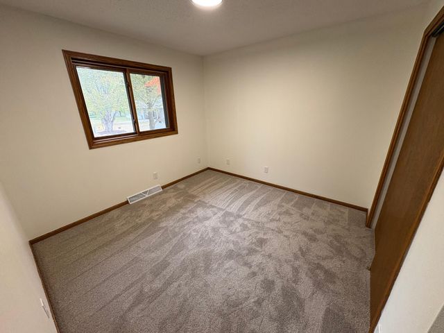 408 4th Street NW, Avon, MN 56310