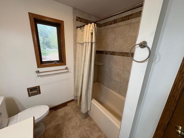 408 4th Street NW, Avon, MN 56310