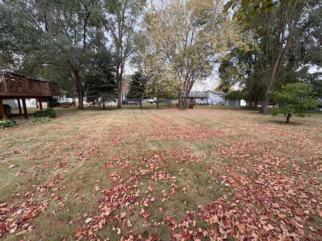 408 4th Street NW, Avon, MN 56310