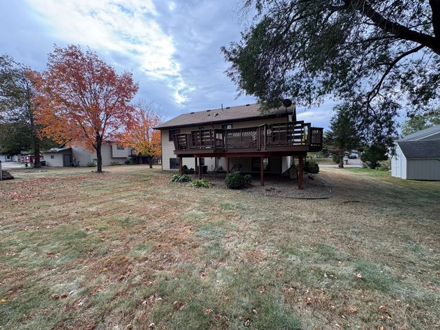 408 4th Street NW, Avon, MN 56310