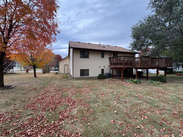 408 4th Street NW, Avon, MN 56310