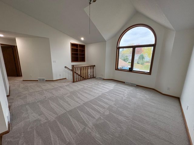 408 4th Street NW, Avon, MN 56310