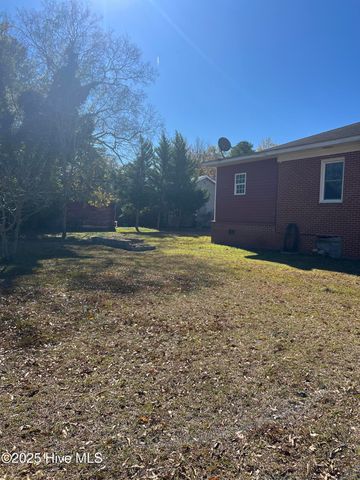 1313 Dancy Street, Tarboro, NC 27886