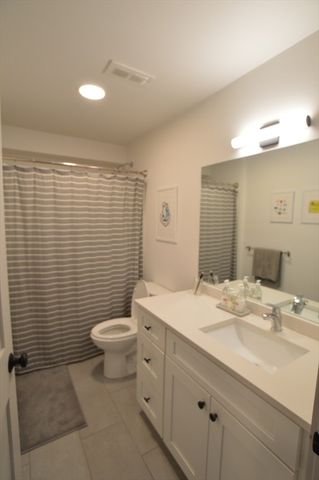 5 W. Dane St 4, Beverly, MA 01915