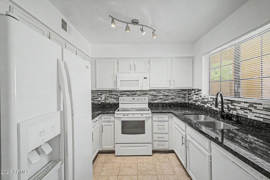 455 S MESA Drive 175, Mesa, AZ 85210