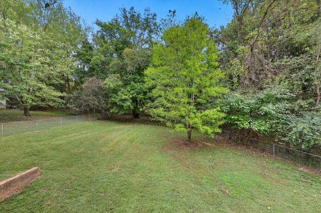 1307 Sun Valley Rd, Clarksville, TN 37040