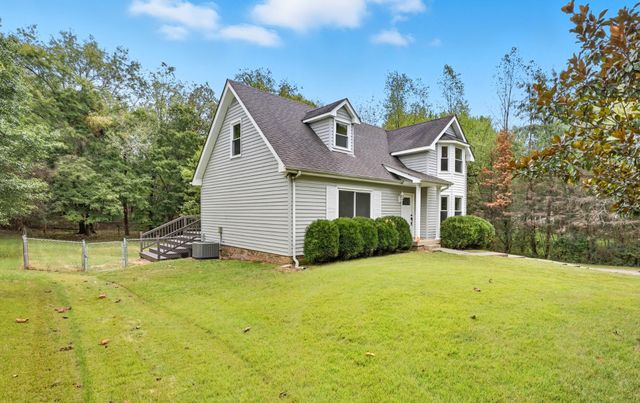 1307 Sun Valley Rd, Clarksville, TN 37040