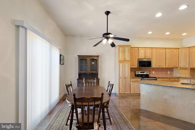 38 DREXEL DR, Newark, DE 19711