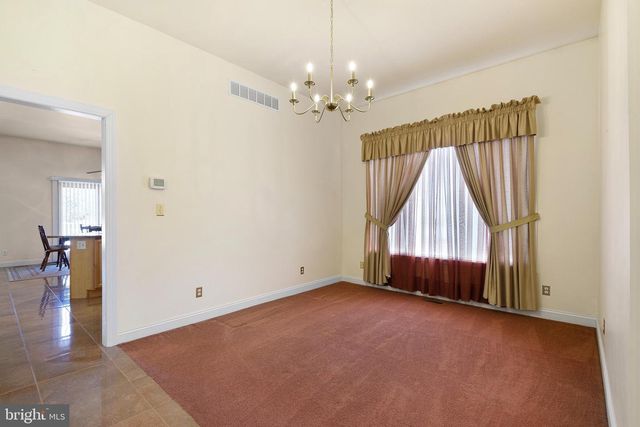 38 DREXEL DR, Newark, DE 19711