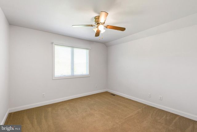 38 DREXEL DR, Newark, DE 19711