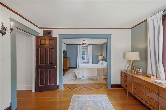 5117 WALNUT Street, Kansas City, MO 64112