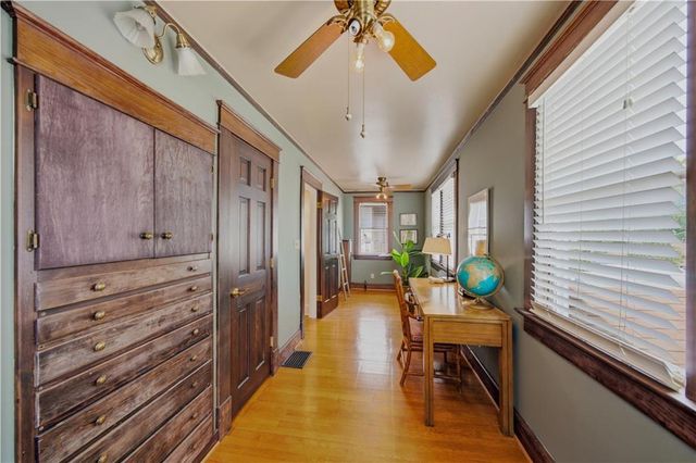 5117 WALNUT Street, Kansas City, MO 64112