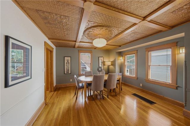 5117 WALNUT Street, Kansas City, MO 64112