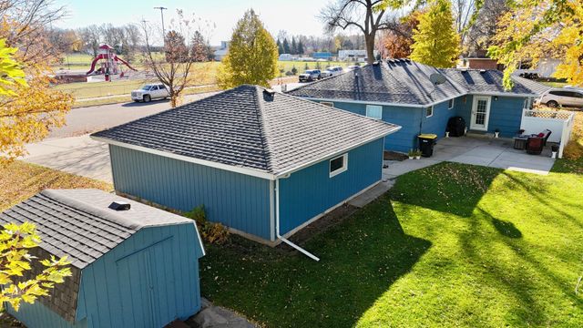 804 9th Street S, Olivia, MN 56277