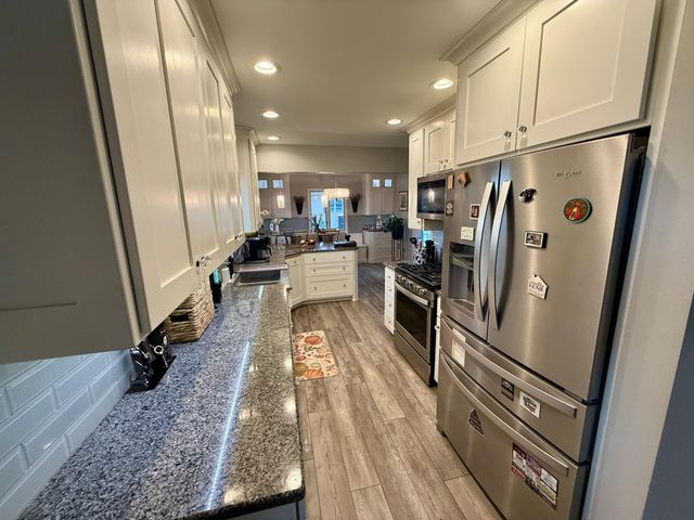 804 9th Street S, Olivia, MN 56277