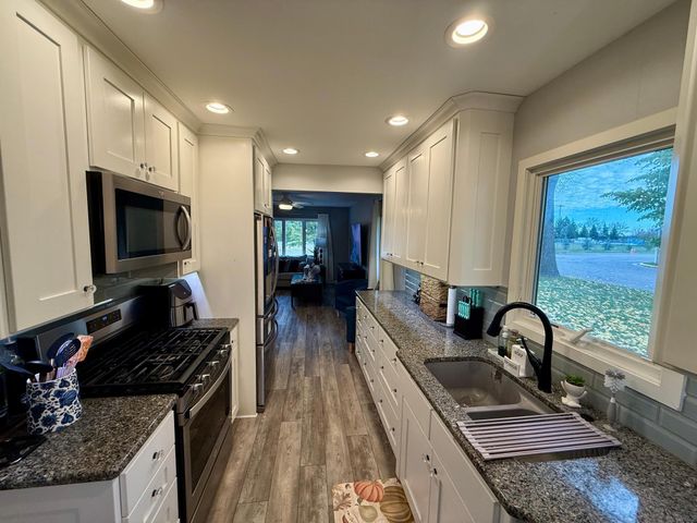 804 9th Street S, Olivia, MN 56277