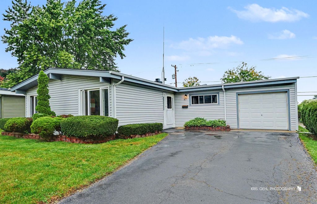 16 W Jeffery Avenue, Wheeling, IL 60090 — exterior