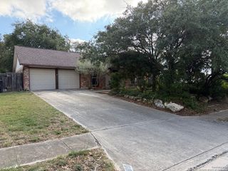 16006 Eagleway, San Antonio, TX 78247