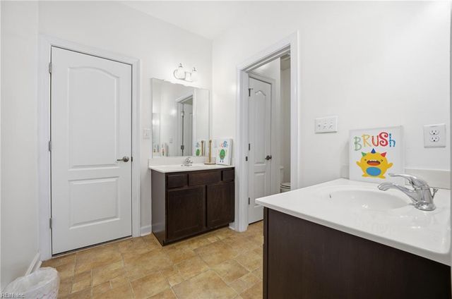 2306 Juniper LN, Suffolk, VA 23435