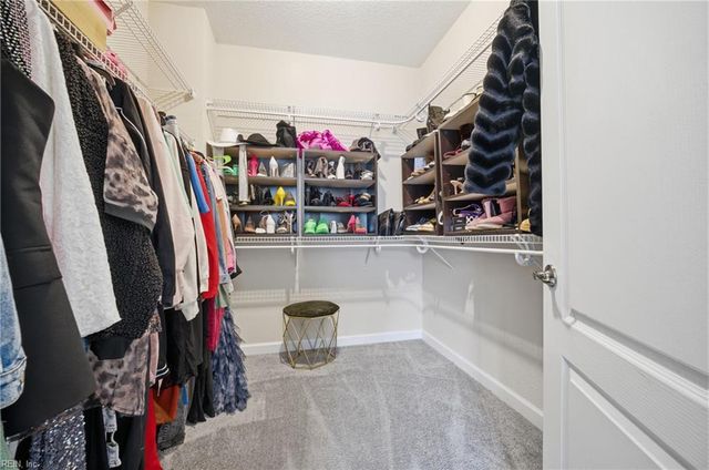 2306 Juniper LN, Suffolk, VA 23435