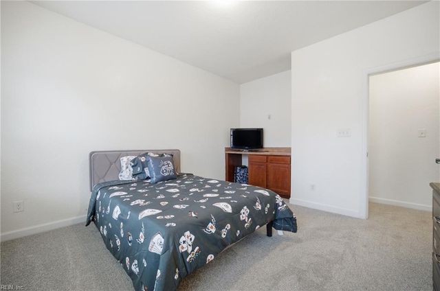 2306 Juniper LN, Suffolk, VA 23435