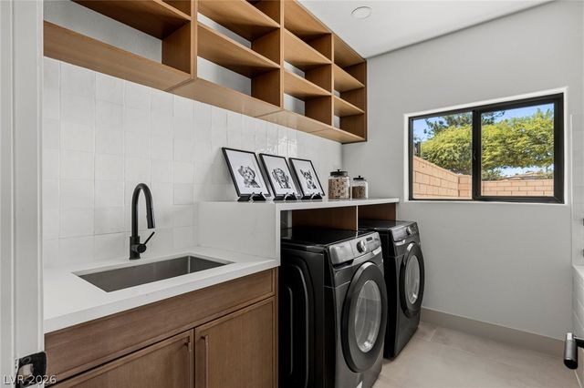 2019 Doral Court, Henderson, NV 89074