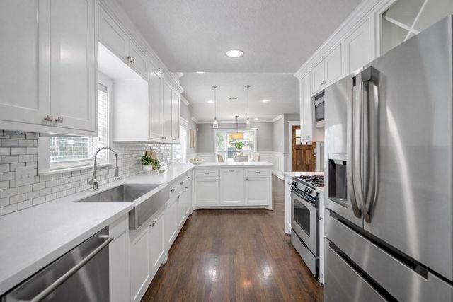 829 E 27th Street, Houston, TX 77009